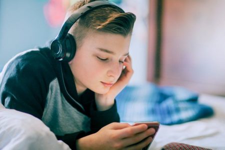 Covid: Children’s mental health has not improved since lockdown – survey