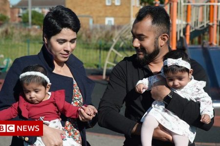 Pregnant women urged to get Covid vaccine by NHS England