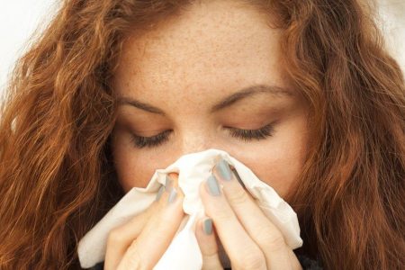 Omicron: Half of colds will be Covid, warn UK researchers