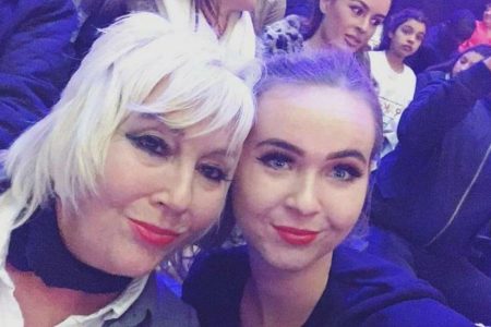 Cancer: Early diagnosis ‘could have saved my mum’